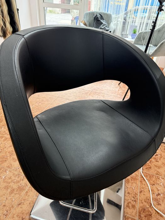 Малък бял шкаф, рафт, етажерка