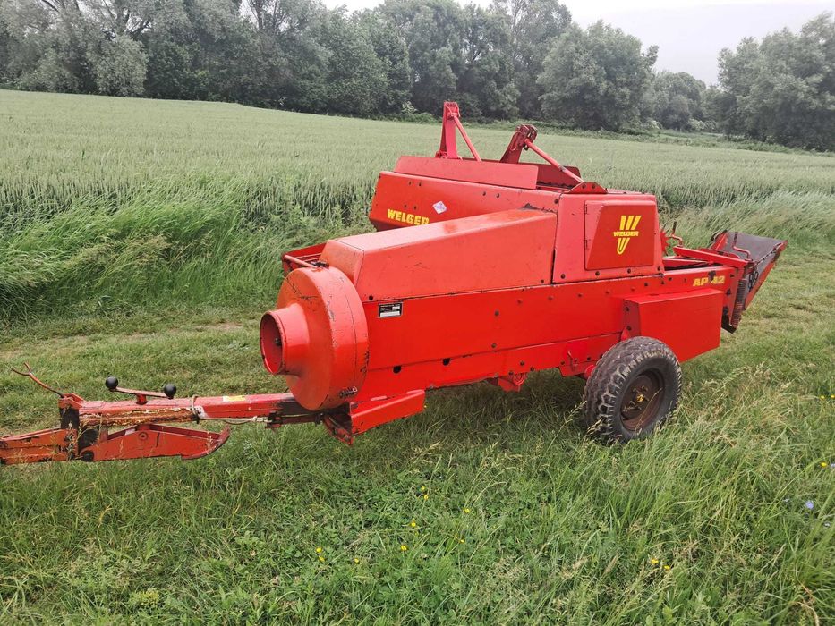 balotiera marca Welger AP 42