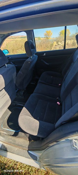 VOLKSWAGEN Golf 2002 — imagine 4