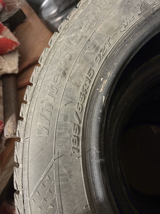 Продам зимние шины Hankook