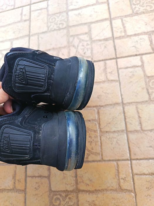 Маратонки Nike 44 номер