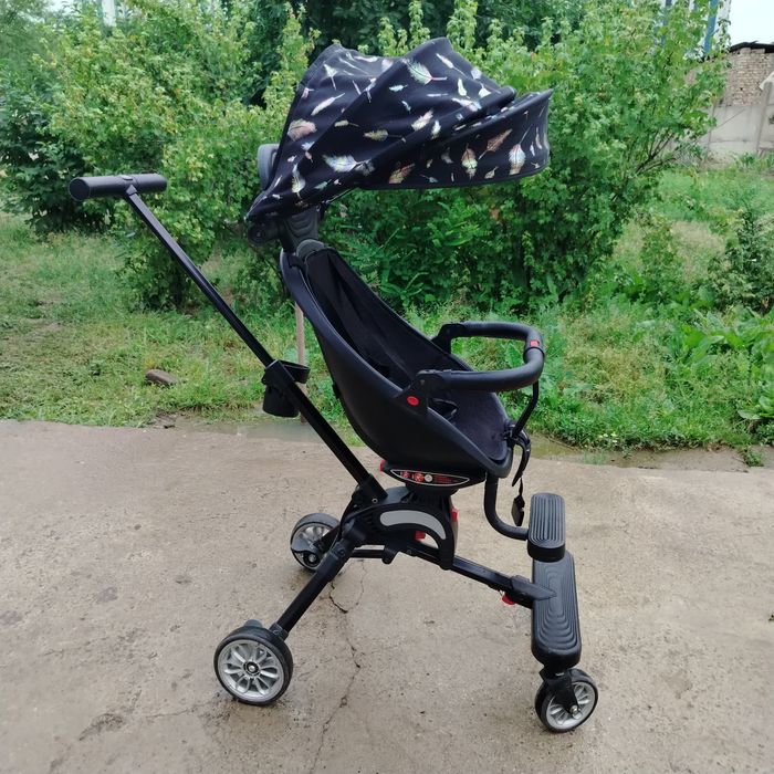 Детская коляска.