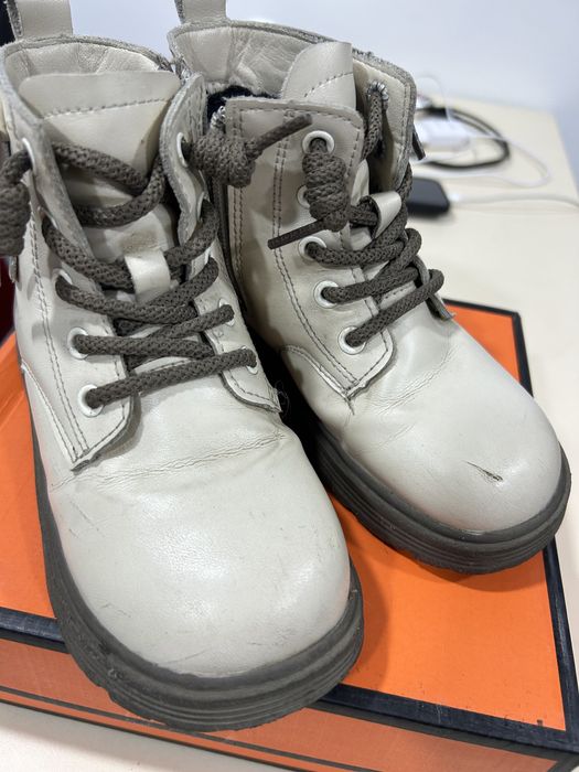 Продам ботинку на девочку