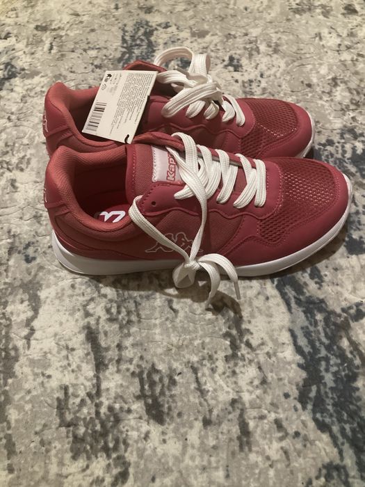 Маратонки капа