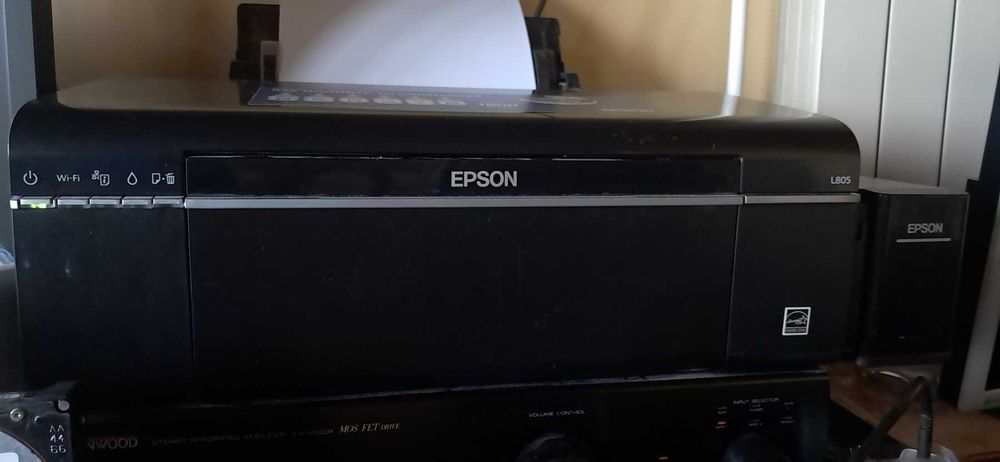 Продавам фото-принтер Epson L805 – отлично състояние