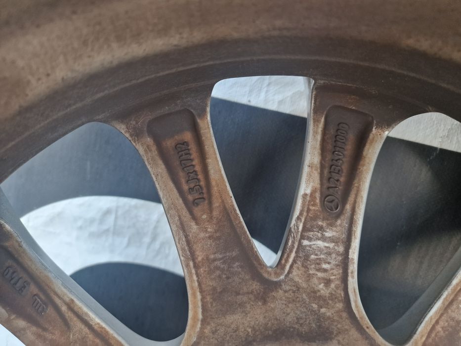 Гуми с Джанти за Mercedes W213 225/50 R17 dot 2023