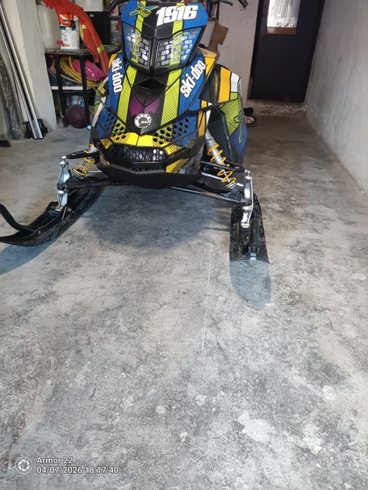 Ski doo BRP Summit  Rotax 800 R , моторна шейна.