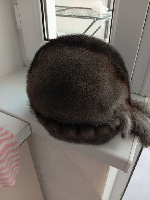 Норковая шапка .