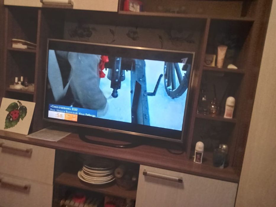 Продам телевизор