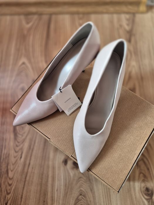 Дамски обувки на токче Mango