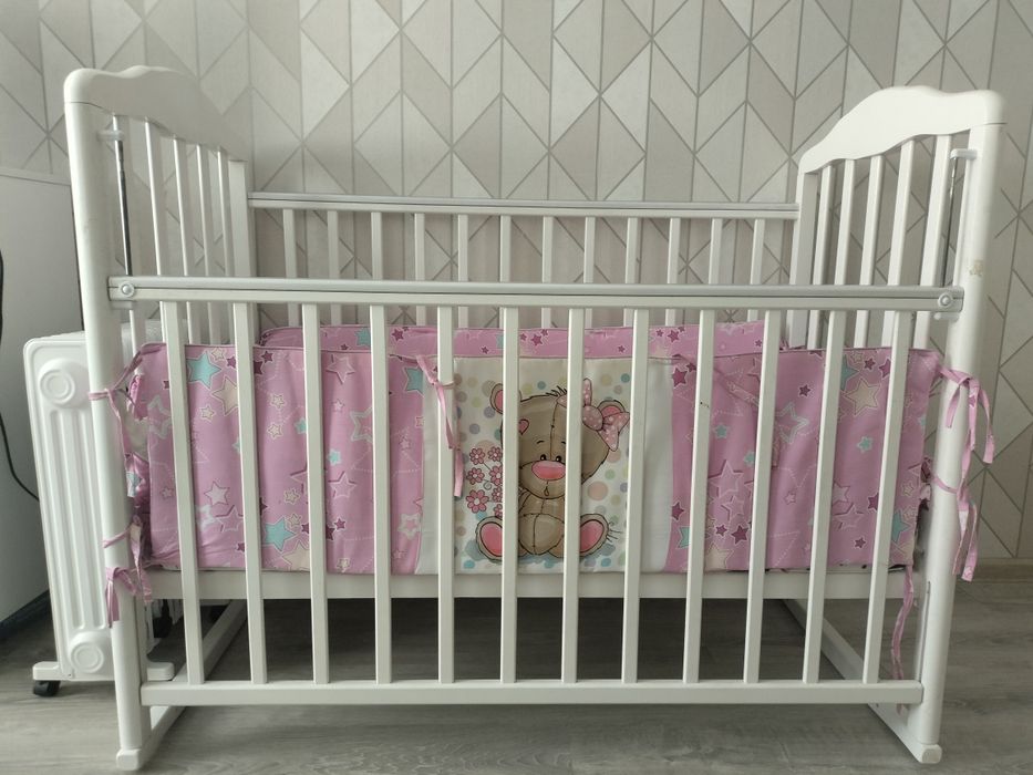 Продам детскую кроватку в хорошем состоянии