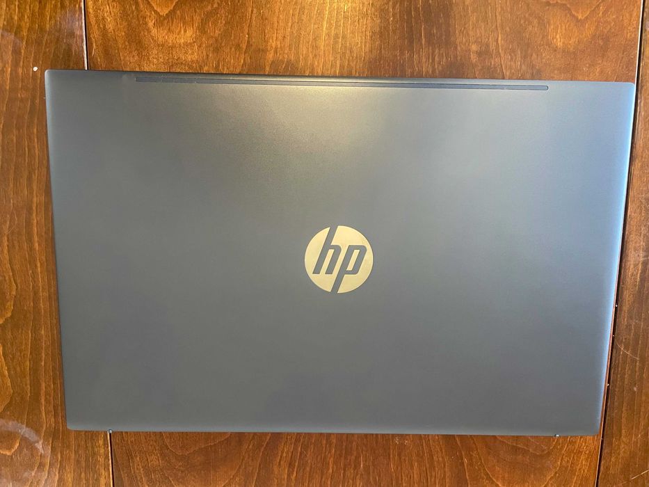 ПЕРФЕКТЕН HP Pavilion 15.6 инча + оригинален MS Office