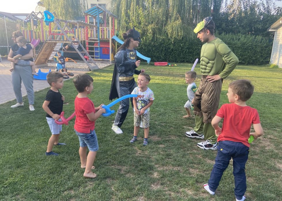 Animatori petreceri copii- distractie jocuri si surprize