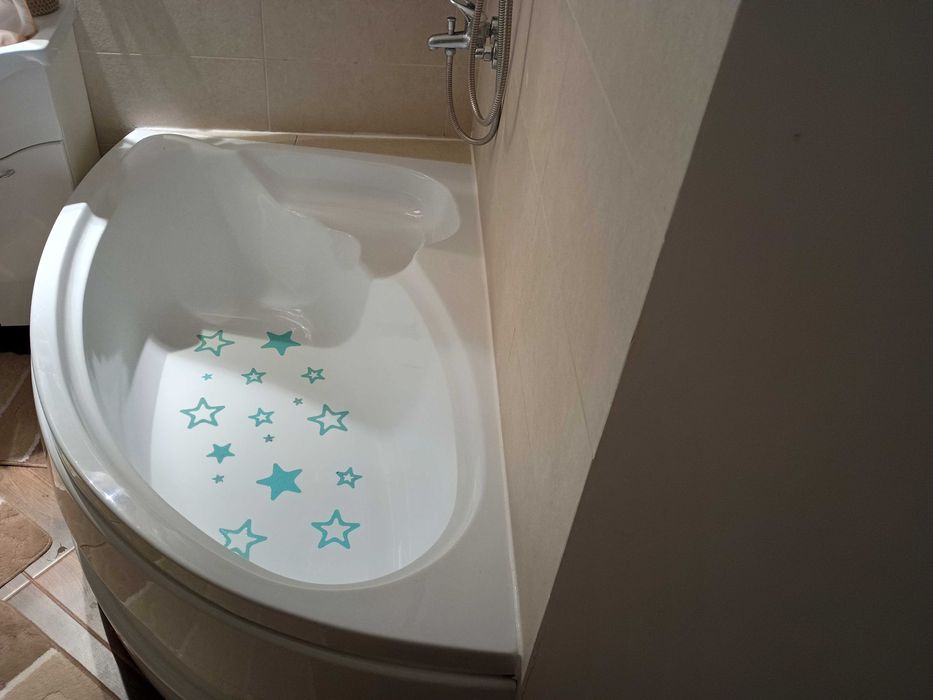 Cada colt fibra lucioasă