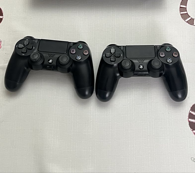 Продам Playstation 4 Slim