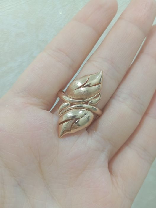 Tilla uzuklar 585 proba zavodskoy