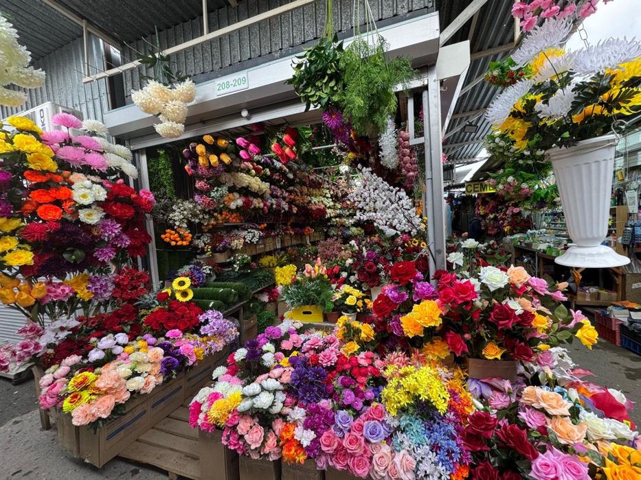 Искуственые цветы,  большой выбор