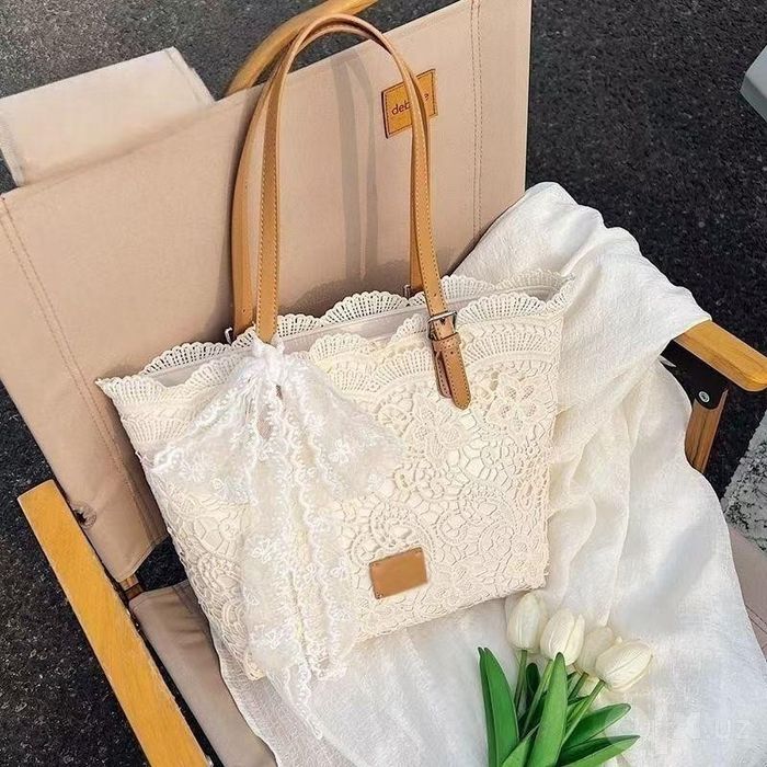 Продам женскую сумочку