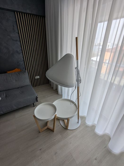 Lampa podea Hello Normann Danemarca