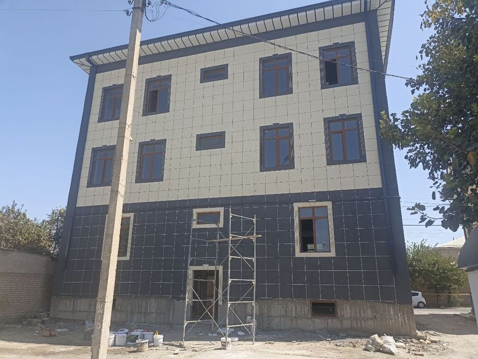 Бино сотилади 3 этаж +подвал