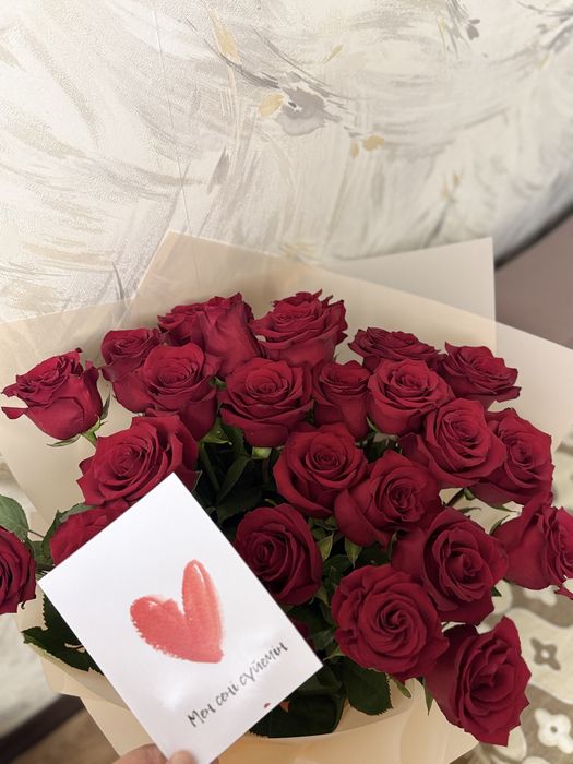 Красный роза продам