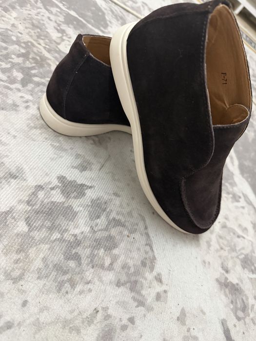 Продам лоферы надеты один раз.