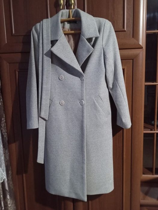 Пальто на весну.