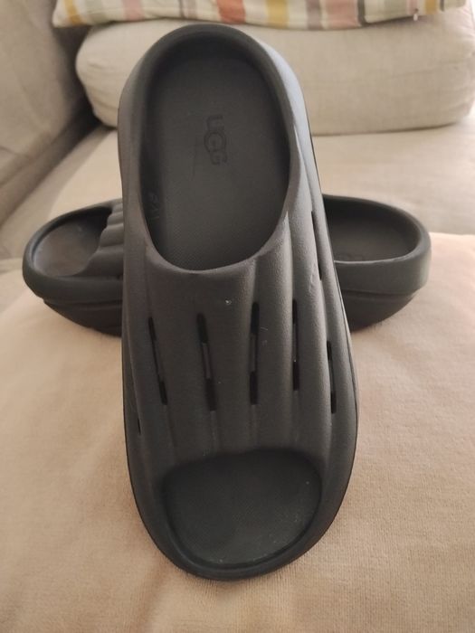 Papuci UGG 39 Fit 38( 24 cm)