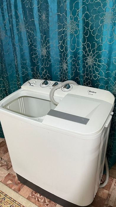 Продам стиральную машину полуавтомат.