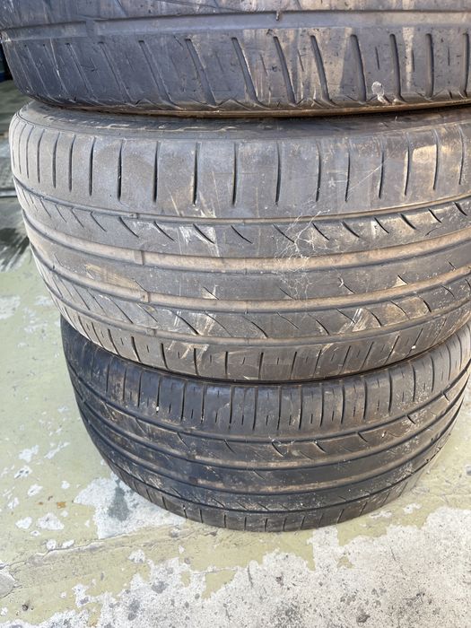 Продам резину 255/35/19