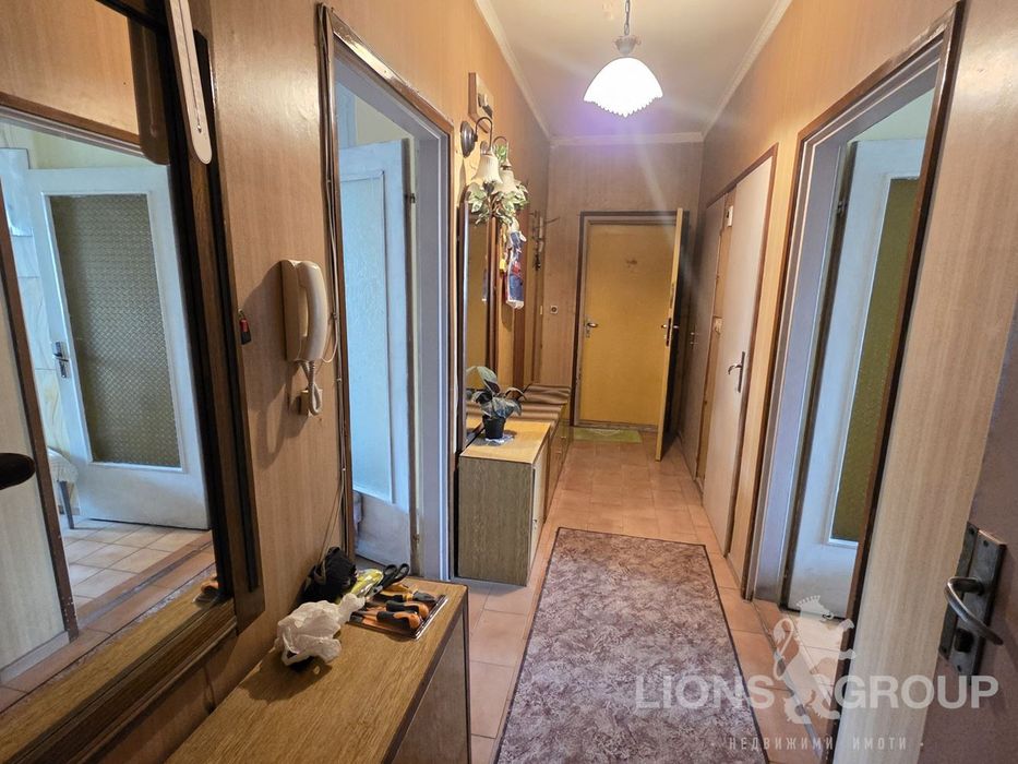 Продава се Тристаен апартамент в Варна, Автогара - 90 кв.м за 1019 €/кв.м - Снимка #8