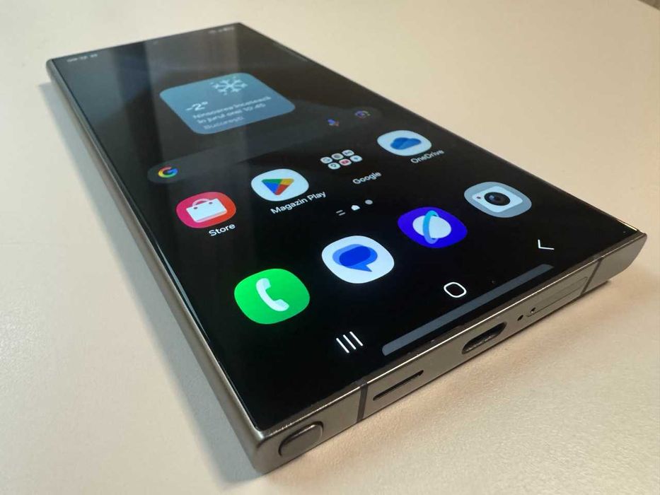 Samsung / Galaxy S24 Ultra / 256 Gb / Titanium Black