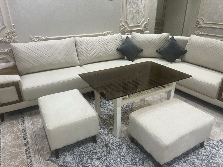 Мягкая мебель ( уголок)