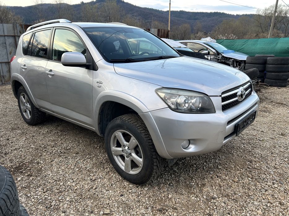 30 бр Тойота Рав 4 III Toyota Rav4 На части!