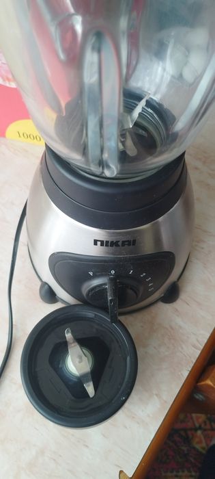 Блендер Nikai в хорошем состоянии