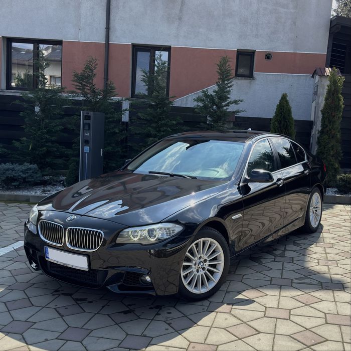 BMW Seria 5 F10 520d / Pachet M / Automat / Piele / BiXenon / Km reali