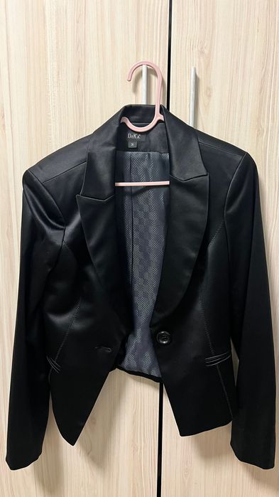 Дамски рокли и гащеризон