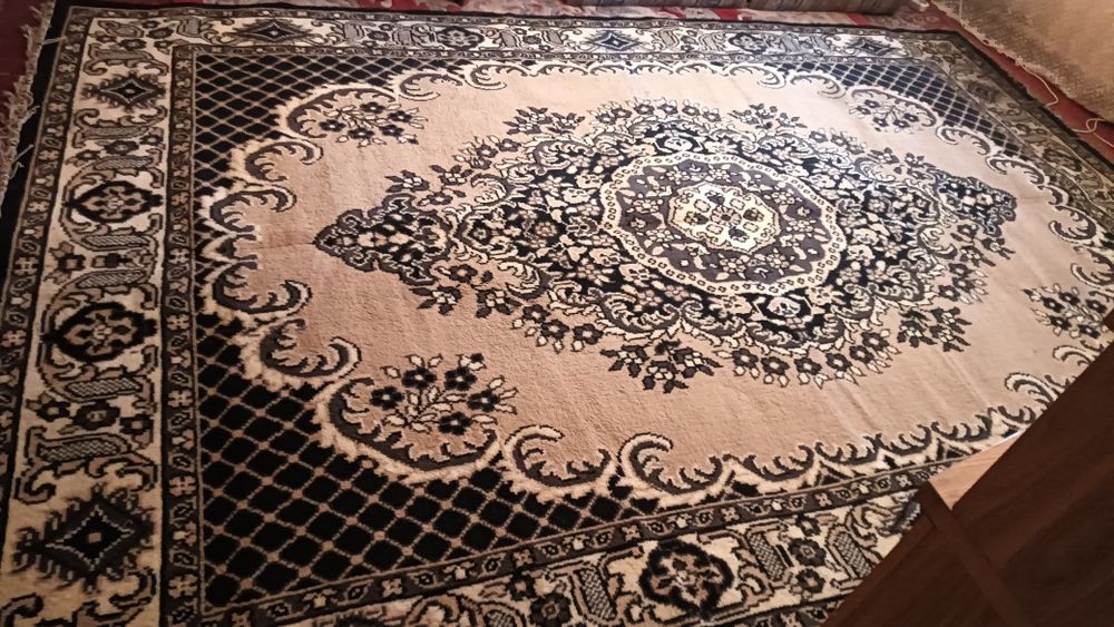 Бельгийский шерстяной ковер 2 на 3.