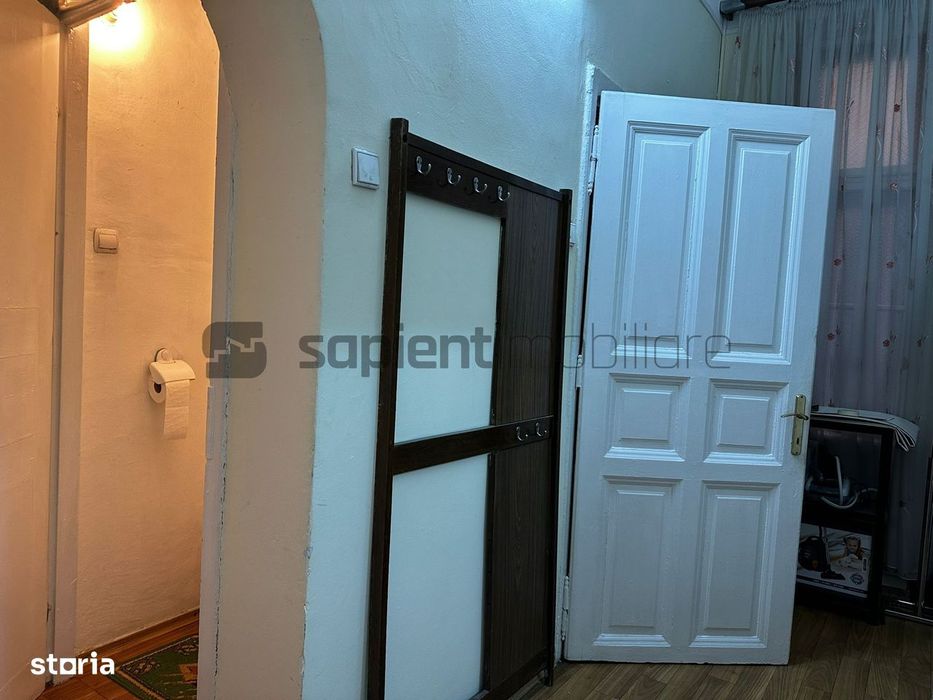 Apartament la casa cu 4 camere si acces auto, ultracentral