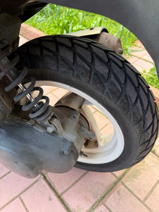 Мотопед Пежо Vivacity 49 кубика