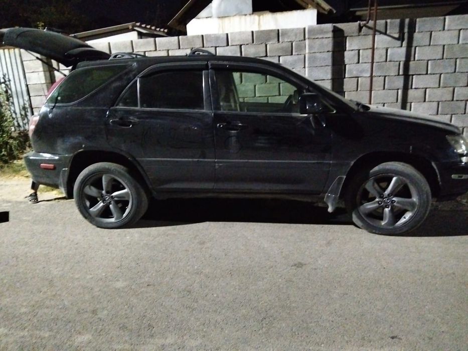 Lexus 1999г rx300 полностью находу