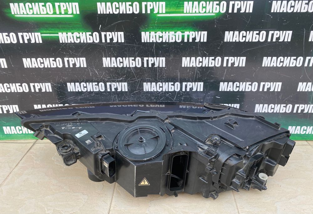 Фар far десен фарове за Ауди Кю7 Audi Q7 4M