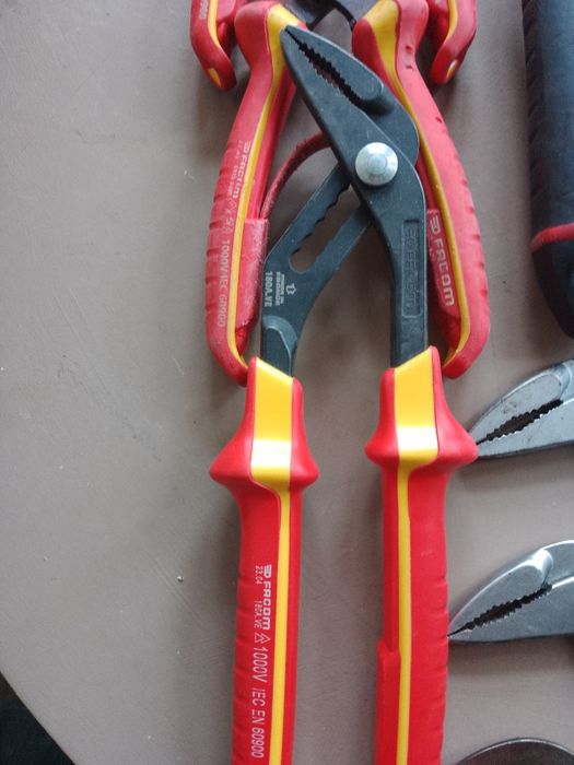 Facom -клещи и тресчотки