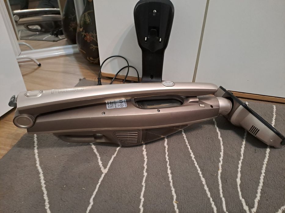 Акумолаторна прахосмукачка Eta 18V