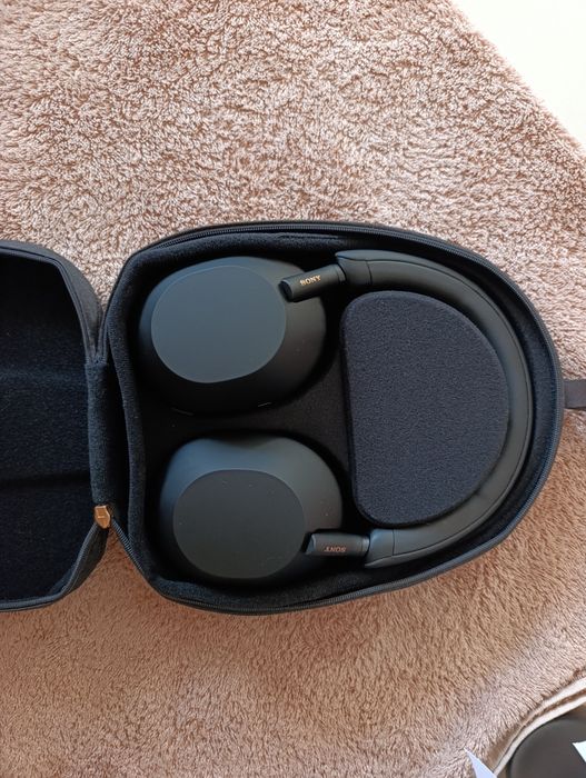 Наушники SONY WH-1000XM5