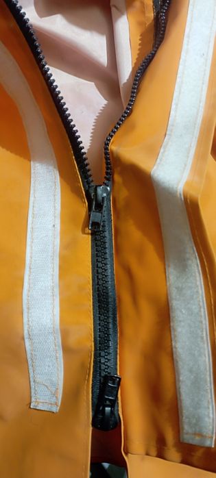 Водонепроницаемый костюм