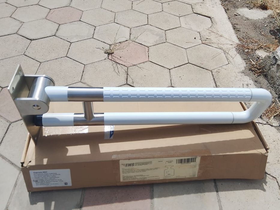 Продам откидной поручень