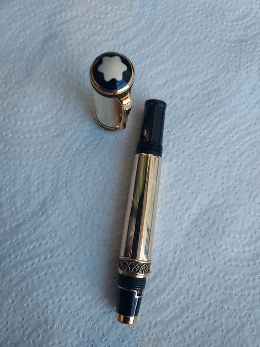 Stilou Montblanc 4810  Friedrich II ediție limitata penita 18k