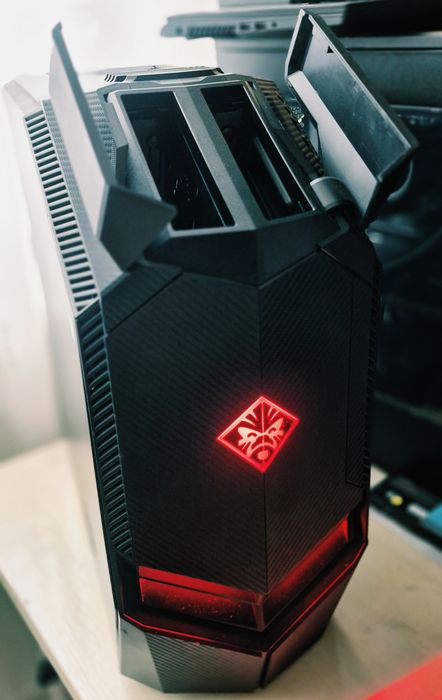 Pc gaming HP Omen i7 7700 GTX 1070 16GB SSD