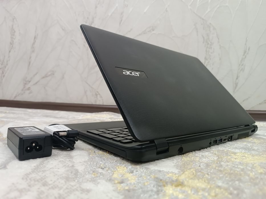 Ноутбук ACER Windows 11.